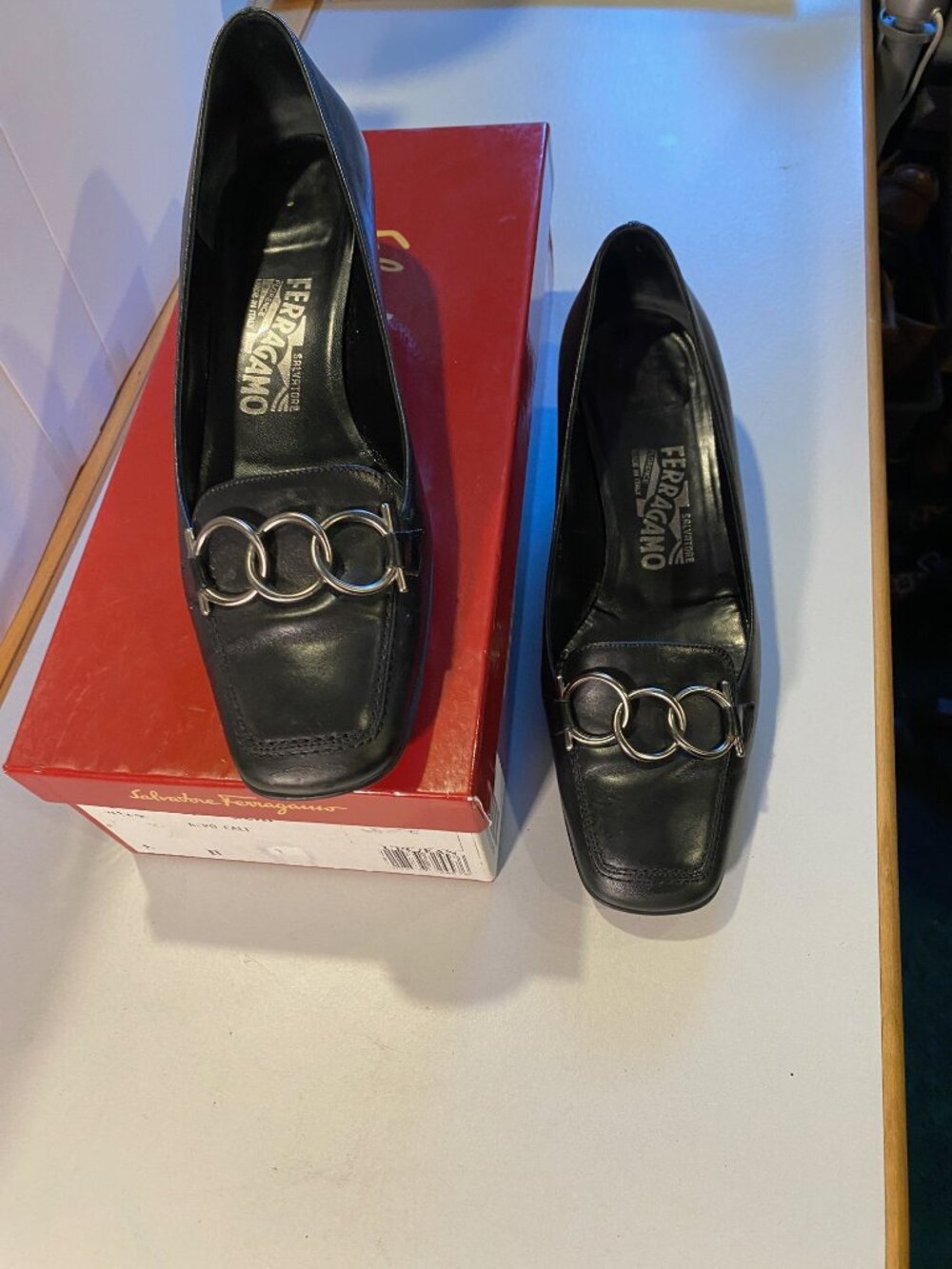 Salvatore Ferragamo - Size 8M - Women's "Betulla" Gancini pumps w/ silver logo